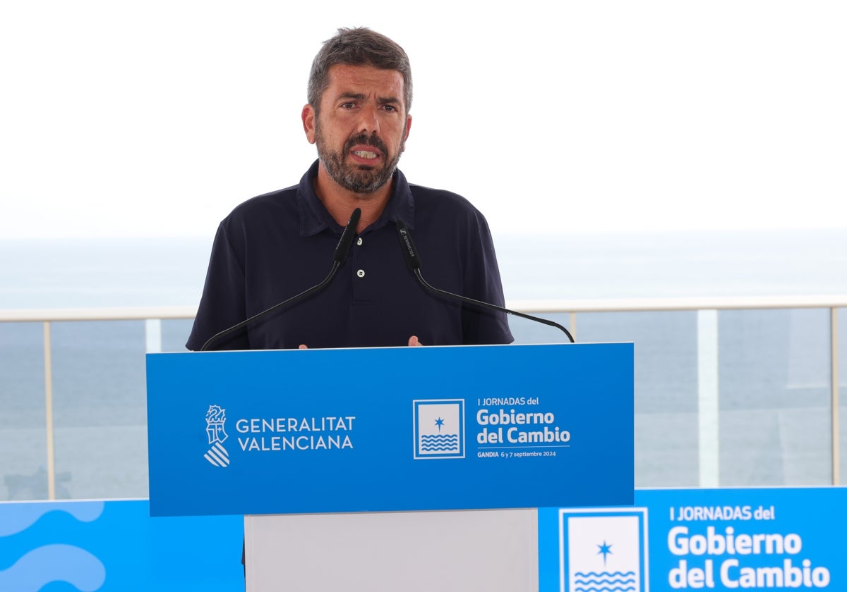 El presidente de la Generalitat Valenciana, Carlos Mazón, este sábado en Gandía (Valencia)