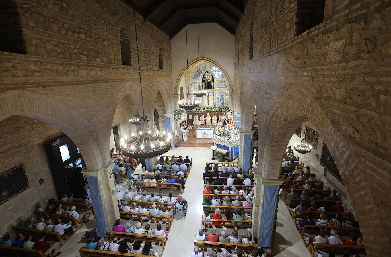 La solemne misa por el día de la Virgen de la Fuensanta, en imágenes