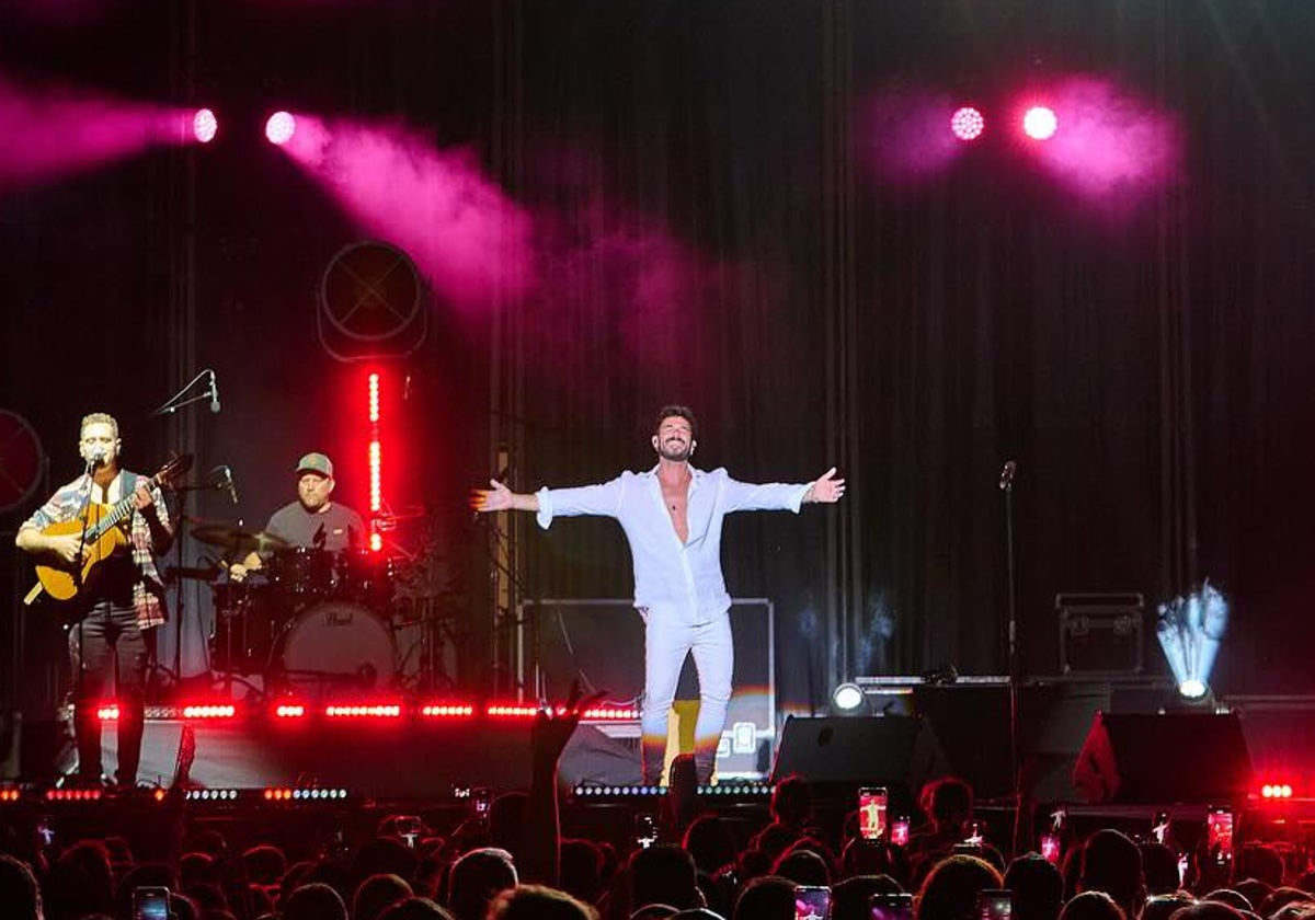 Antoñito Molina durante un concierto en una imagen de archivo