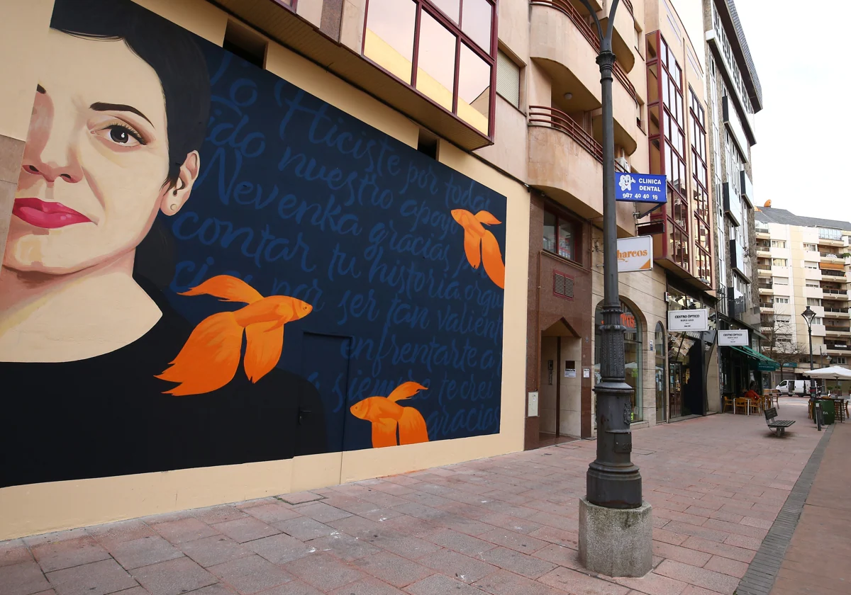 Mural de apoyo a Nevenka en Ponferrada