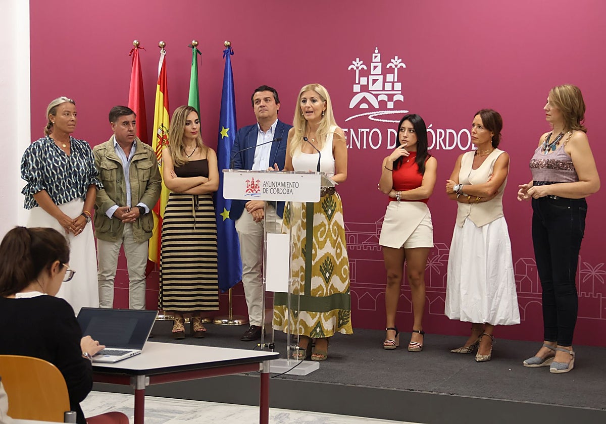 El alcalde y los concejales, en la presentación de las actividades