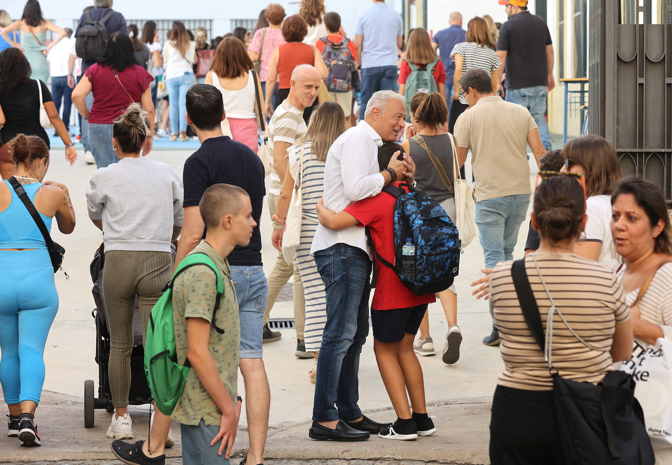 La vuelta a clase en Secundaria, Bachillerato y FP en Córdoba, en imágenes