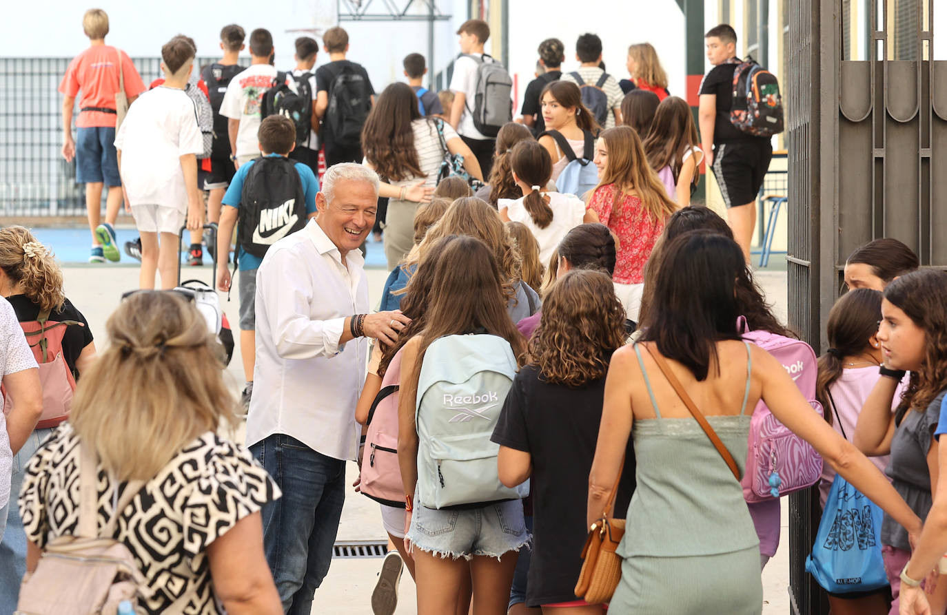 La vuelta a clase en Secundaria, Bachillerato y FP en Córdoba, en imágenes