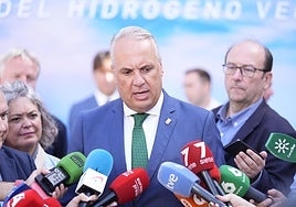 La Junta de Andalucía justifica nombrar a funcionarios sin concurso: «Casi todas las administraciones lo hacen»