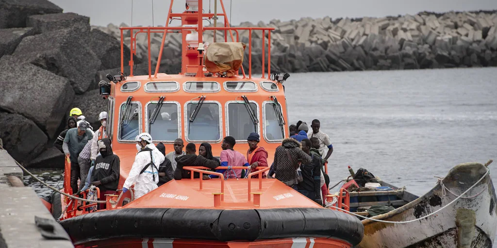 La Fiscalía recurre el protocolo de menores inmigrantes de Canarias y pide dejarlo en suspenso