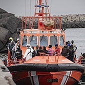 La Fiscalía de Canarias recurre el protocolo de menores inmigrantes y pide dejarlo en suspenso