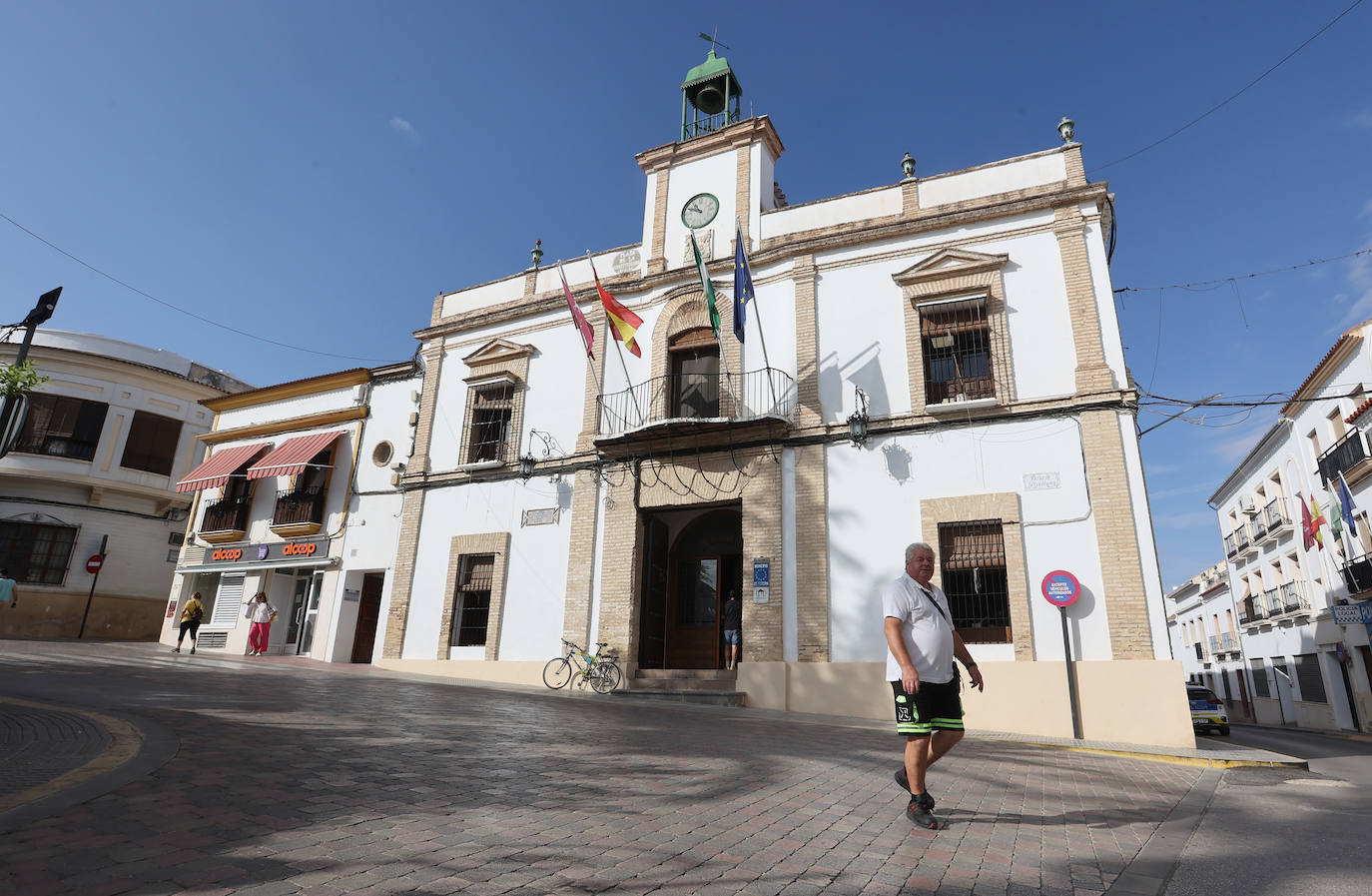 Fotos: La Rambla y Montalbán a la sombra del virus del Nilo