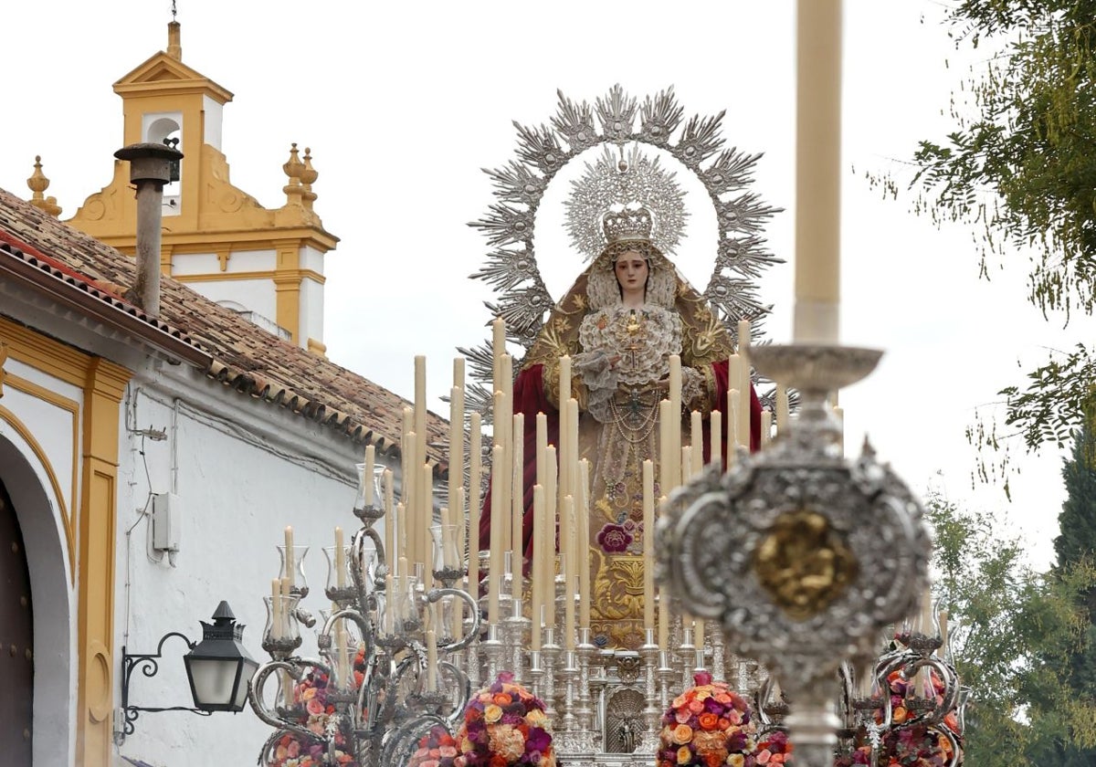 La Virgen del Rayo, nada más salir de la parroquia de San José y Espíritu Santo en 2023