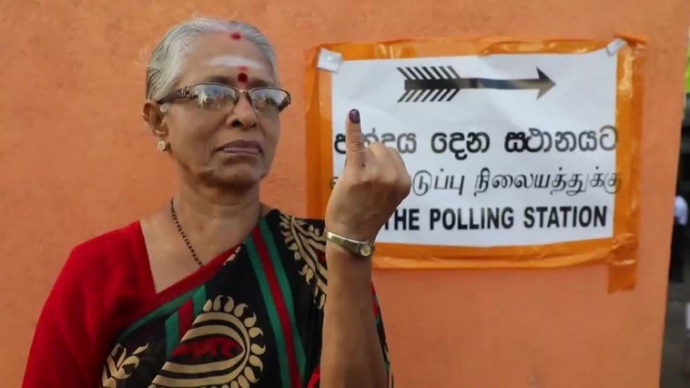 Sri Lanka aguarda el resultado de los comicios presidenciales más inciertos de su historia