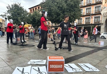 Una performance denuncia la trata de mujeres y niñas y pide más implicación de la sociedad