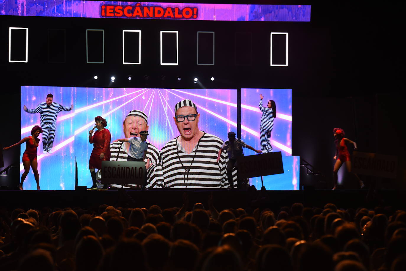 El &#039;Bis a bis&#039; multitudinario de Los Morancos en Córdoba, en imágenes