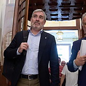 Canarias, ante una semana «determinante» para encontrar respuesta al colapso migratorio