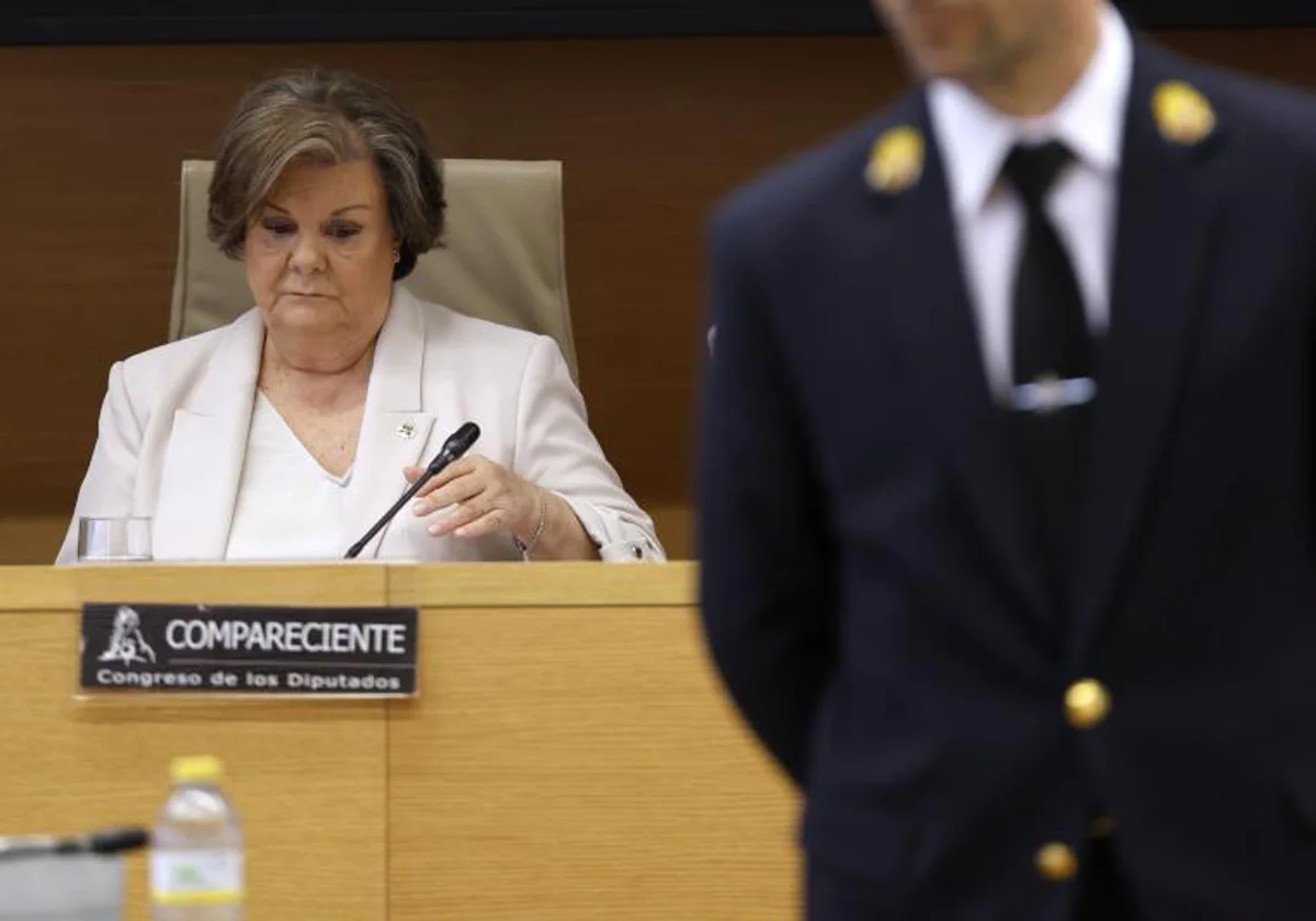 Enriqueta Chicano, presidenta del Tribunal de Cuentas, durante su comparecencia en el Congreso en abril