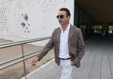 Un juzgado de Córdoba condena a penas de prisión a dos corredores de fincas por quedarse 200.000 euros de Enrique Ponce