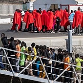 Rescatado un cayuco en El Hierro con 48 migrantes, al menos dos menores
