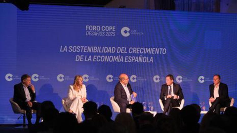 La economía y la sostenibilidad centraron la segunda mesa redonda