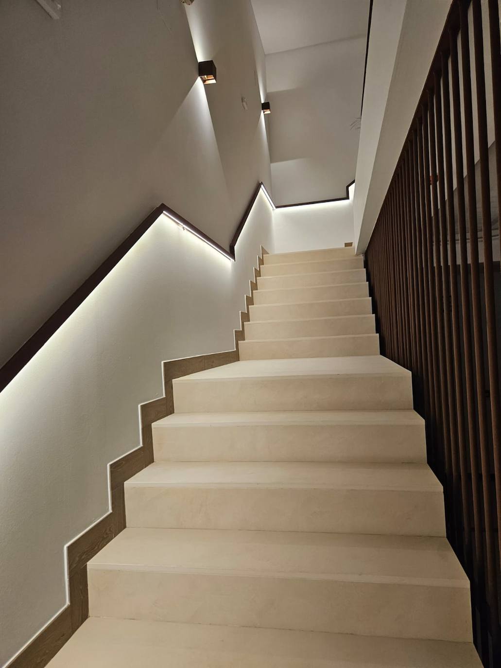 Fotos: los espectaculares nuevos apartamentos turísticos de la plaza del Potro