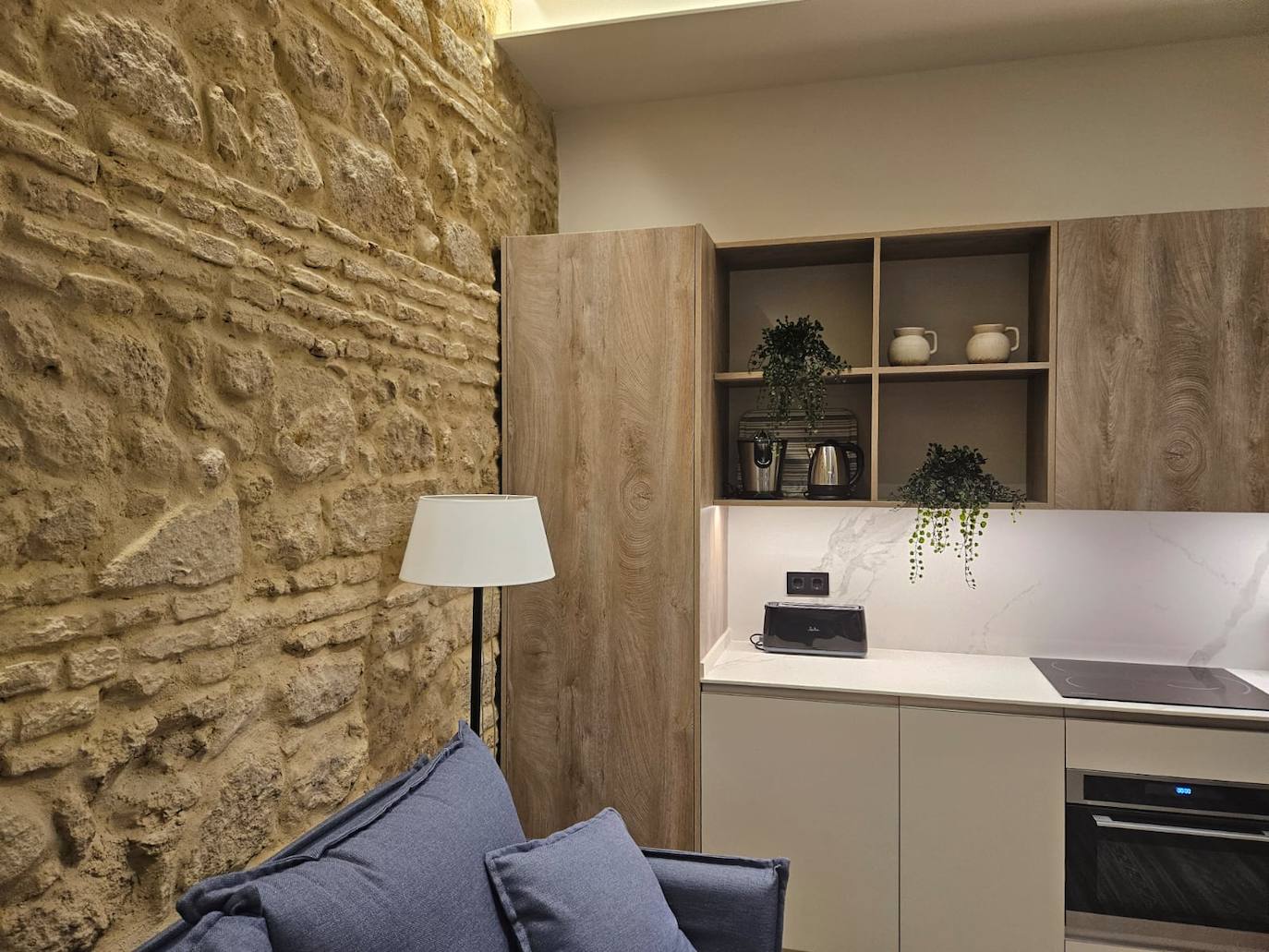 Fotos: los espectaculares nuevos apartamentos turísticos de la plaza del Potro