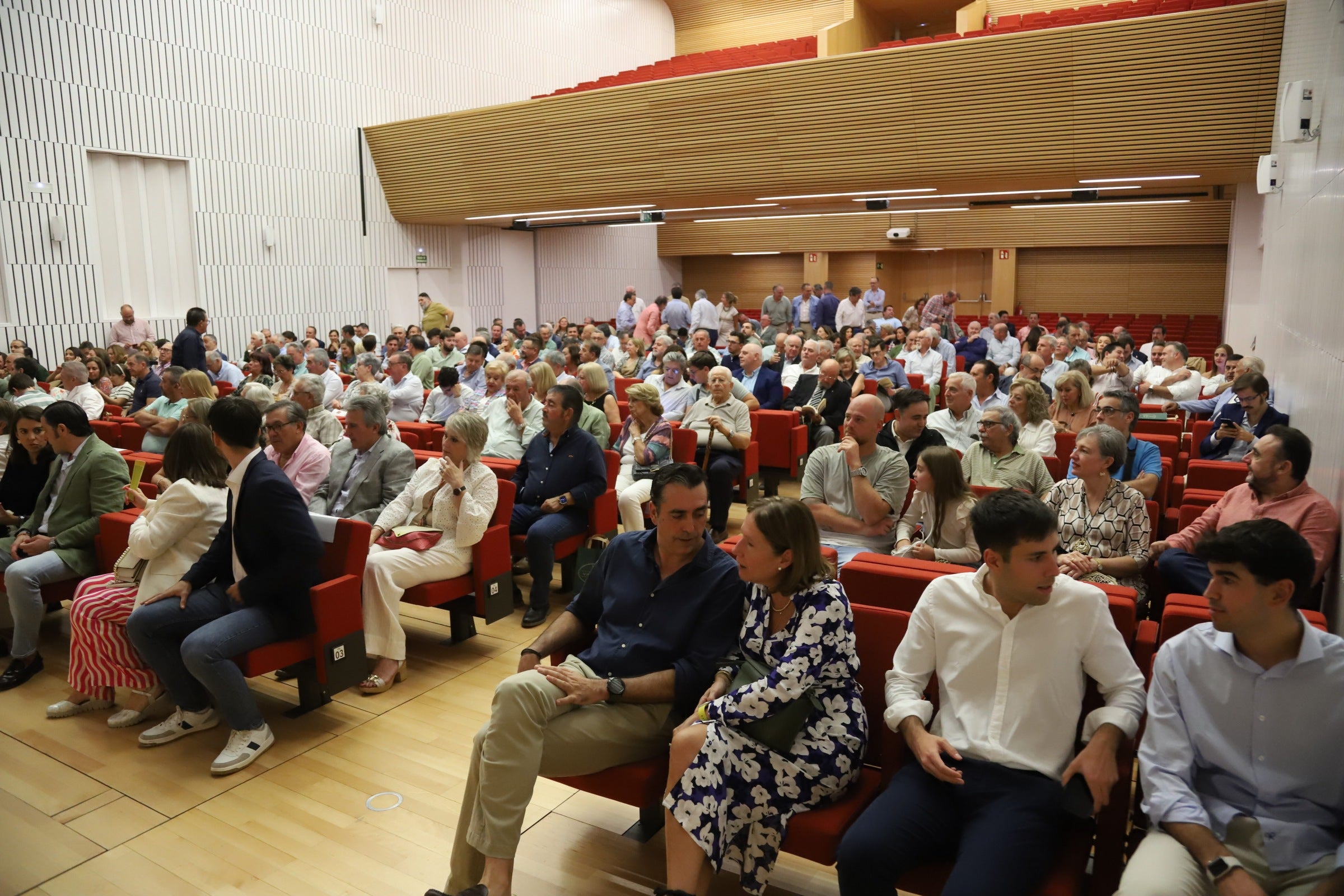 El nuevo libro de José Luis Varona sobre caza y armería, en imágenes