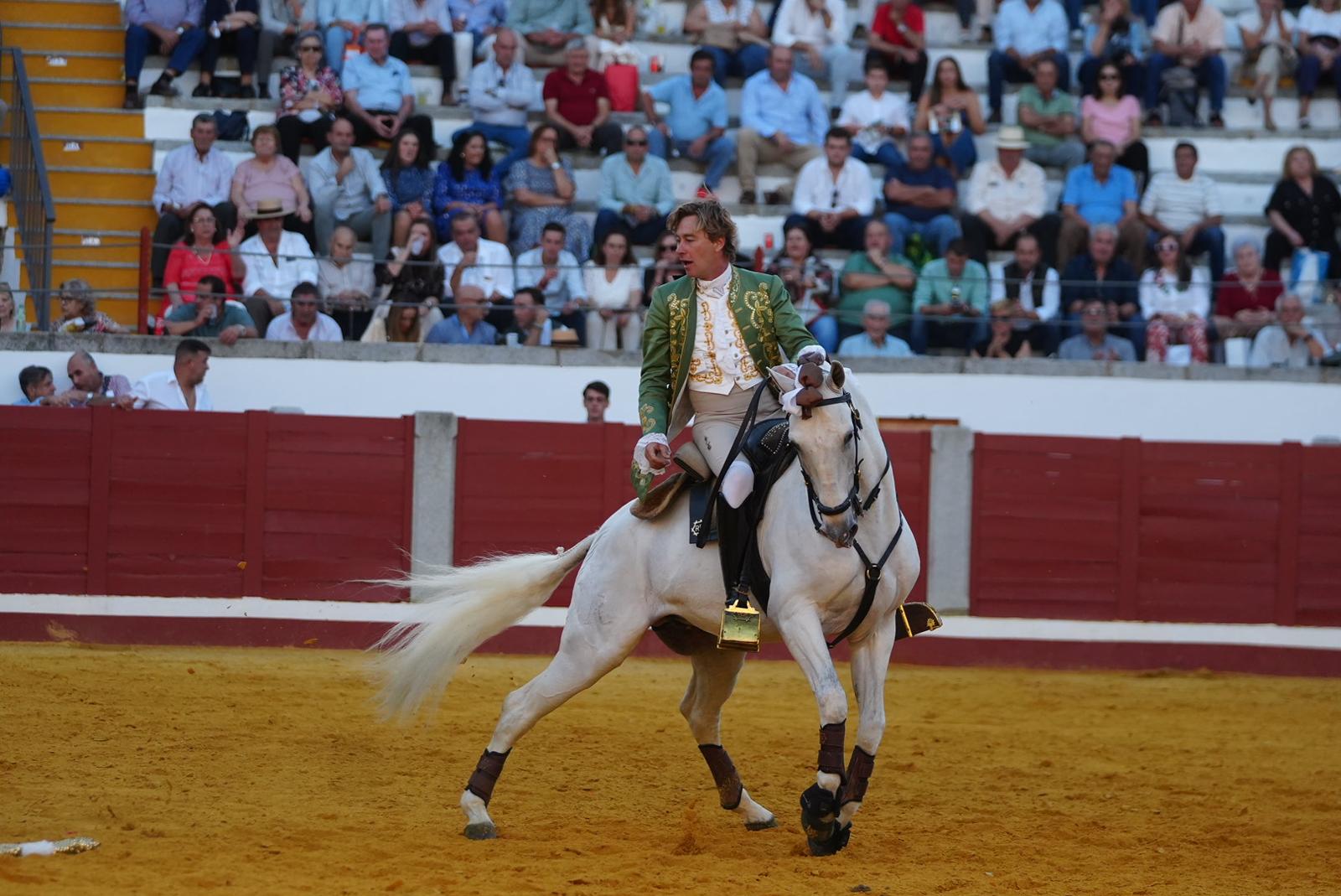 La exitosa corrida de rejones en Pozoblanco, en imágenes