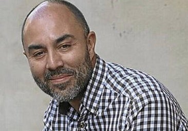 'Lo que busca la abeja': unas migas de pan en el alféizar