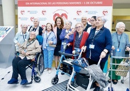 La Comunidad de Madrid estrena la primera unidad de hospitalización virtual para enfermos en residencias de mayores