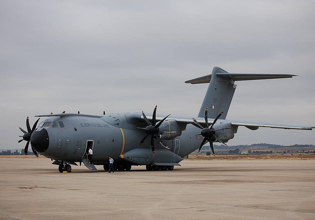 Un avión A400M del Ejército del Aire, en la base aérea de Torrejón de Ardoz