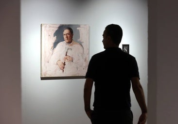 La exposición 'Cruzar miradas' reúne retratos de Antonio Gala