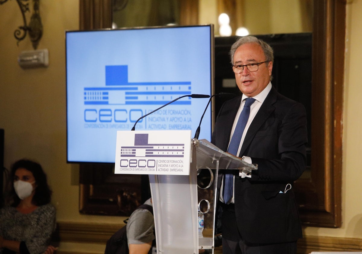 Antonio Díaz durante una asamblea general de la patrona cordobesa CECO