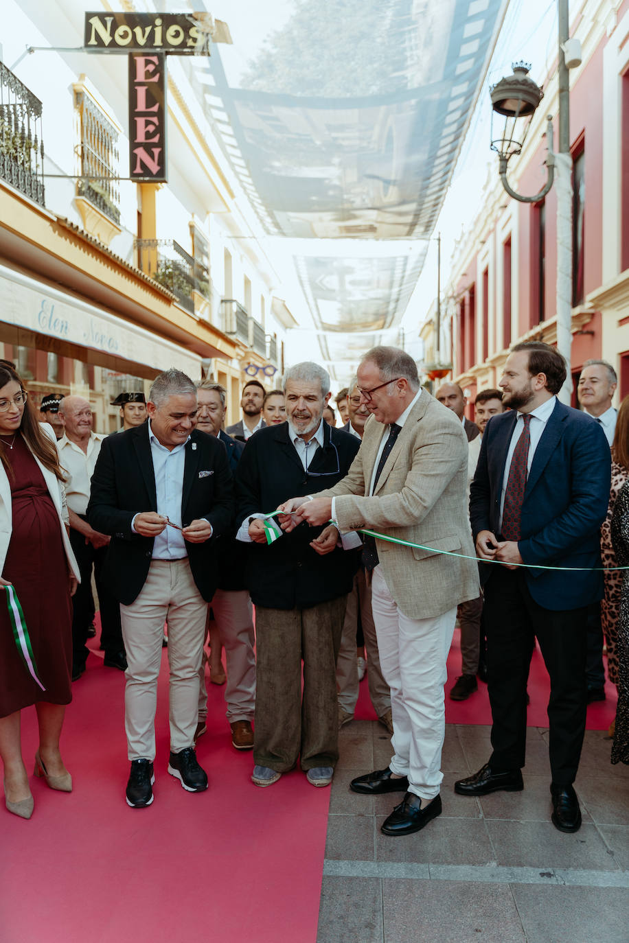 La inauguración de la feria Fuente Palmera de Boda, en imágenes