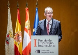 Johannes Kabatek:  «El reto de los futuros hispanistas será rehumanizar la sociedad»