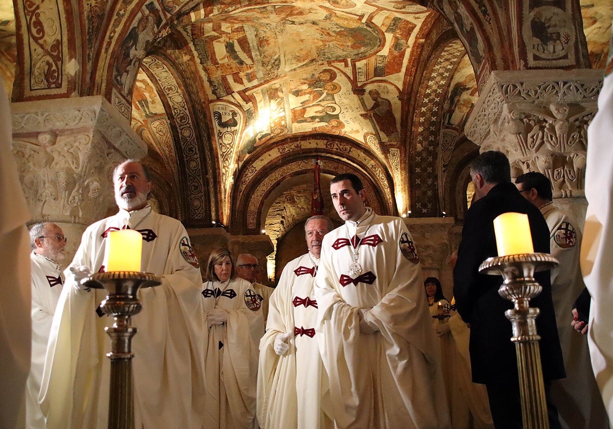 El Panteón de los Reyes de León, durante el tradicional responso en 2023