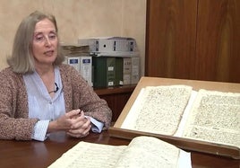 Almudena Serrano, artesana archivera y guardiana de la historia de Cuenca