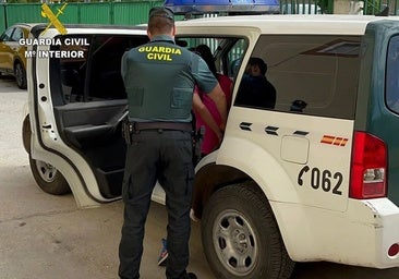 Heridos y detenidos dos hombres que convivían por una reyerta durante la madrugada en Tomelloso