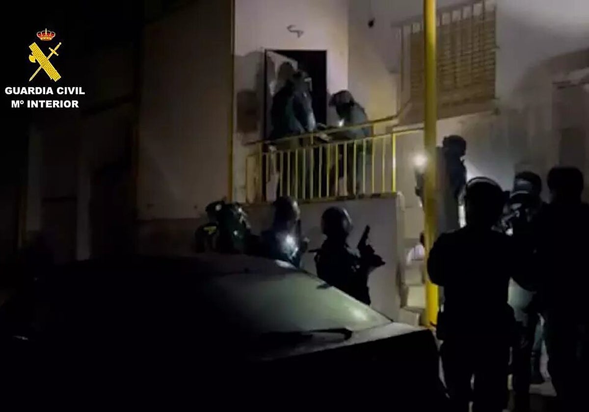 Detienen a 31 ciberdelincuentes que estafaron mediante &#039;phising&#039; cerca de 300.000 euros en Ciudad Real