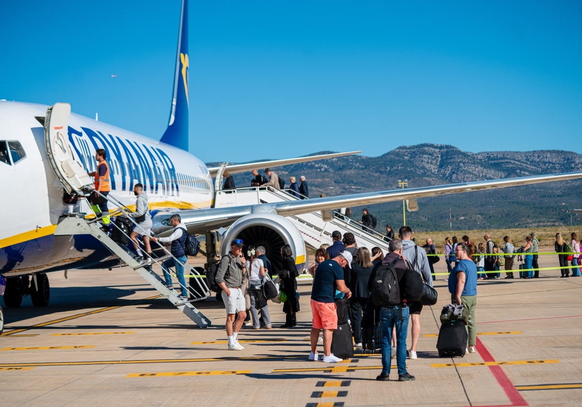 Imagen de archivo de un vuelo de Ryanair en el Aeropuerto de Castellón