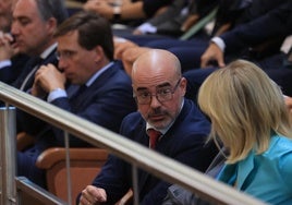 El delegado del Gobierno en Madrid utiliza un foro climático para llamar «negacionista climática y colonizadora» a Ayuso