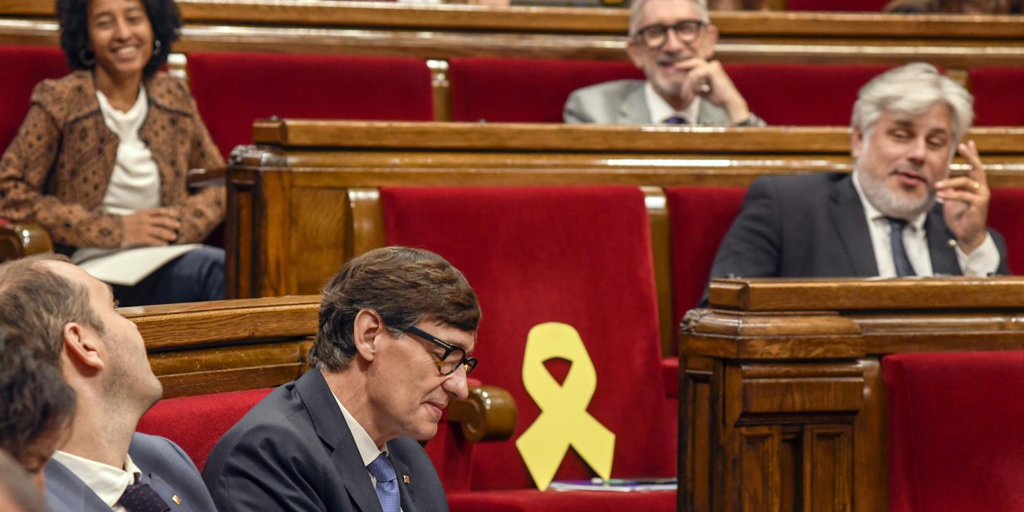 El Parlamento apoya el acuerdo económico sin el apoyo de Junts El Parlamento apoya el acuerdo económico sin el apoyo de Junts