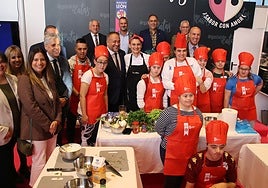 Toda una «excelencia» de embutidos, dulces o miel se dan cita en la Feria de Productos de León hasta el domingo