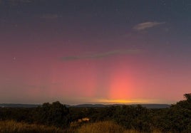 La aurora boreal vuelve a Córdoba y desafía a la lógica: un espectáculo visual en los cielos de Los Pedroches