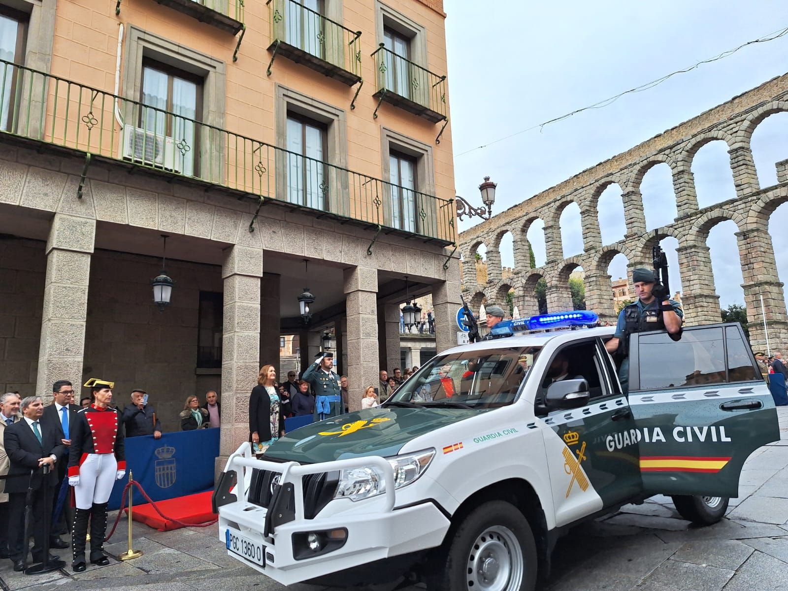 Acto por el día de la Virgen del Pilar en Segovia.