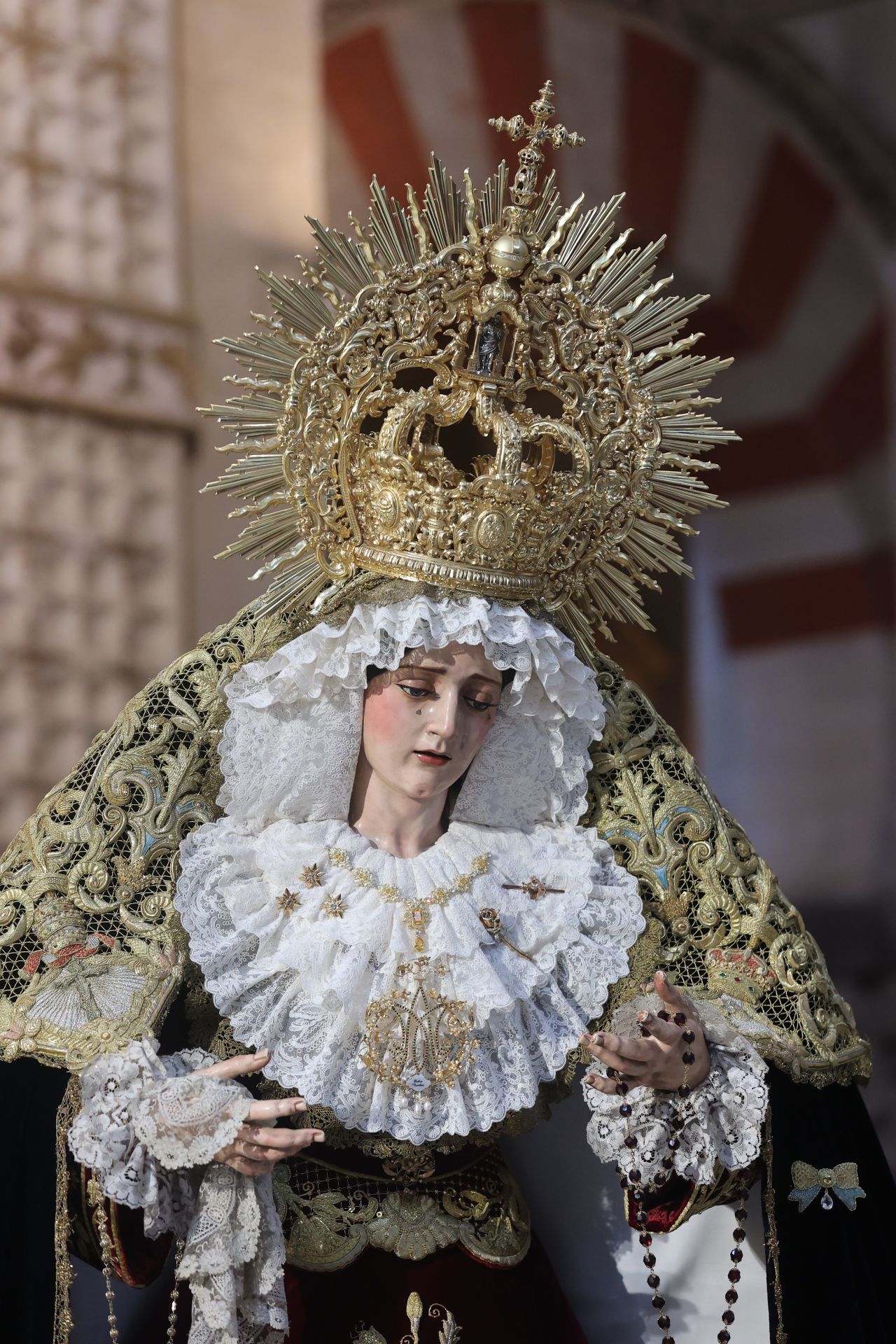 La solemne misa de acción de gracias del Dulce Nombre en la Catedral de Córdoba, en imágenes
