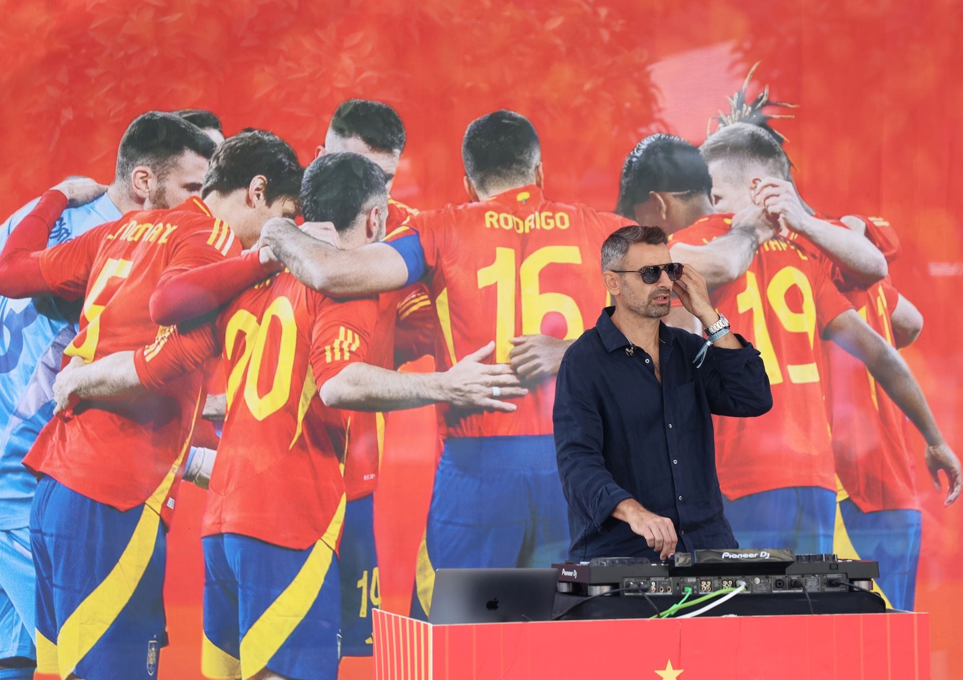 Fotos: la espectacular &#039;fan zone&#039; de la selección toma Las Tendillas