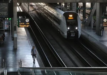 Un tren con destino a Huelva desde Madrid, para en Córdoba y cambia de ruta por error hacia Málaga