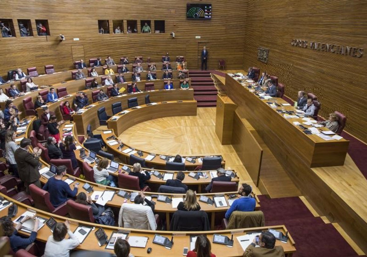 Imagen de archivo de una sesión plenaria en las Cortes Valencianas