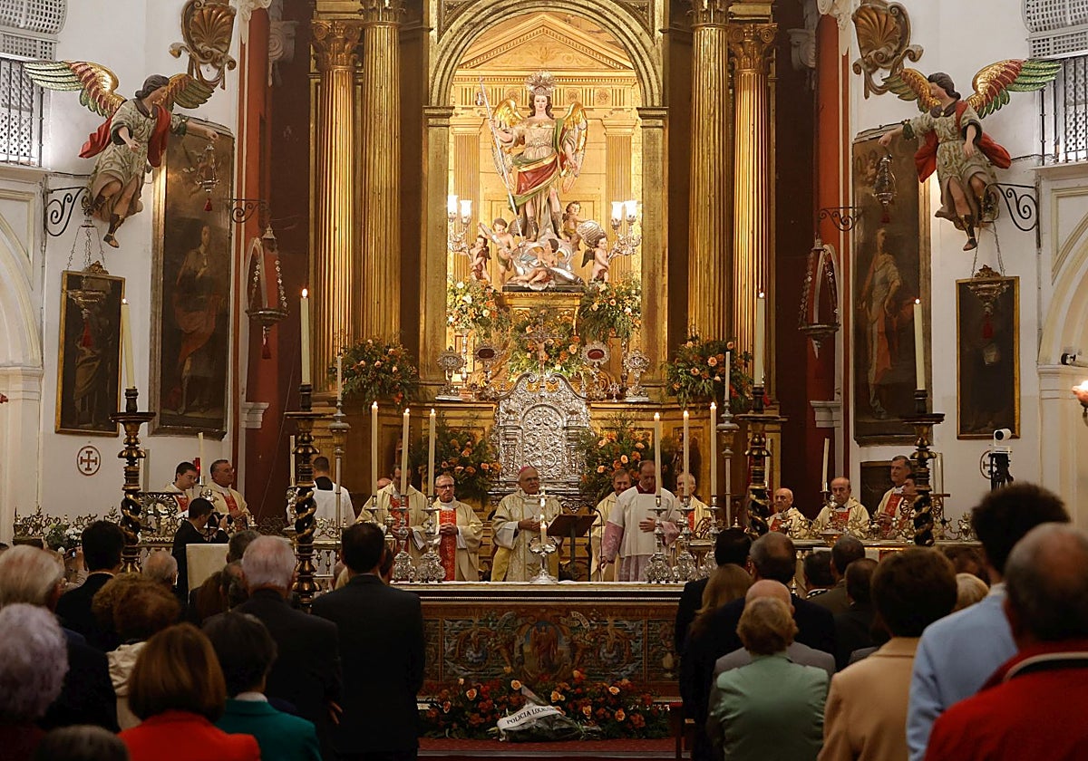 Misa en honor de San Rafael el 24 de octubre del año pasado