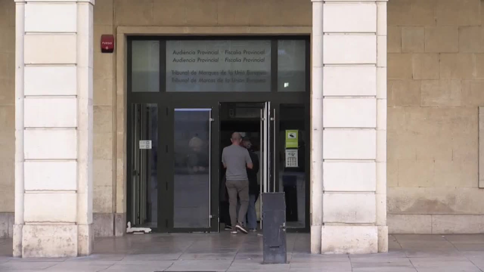 El acusado de "matar a palos" a su pareja en Torrevieja conocerá hoy el ...