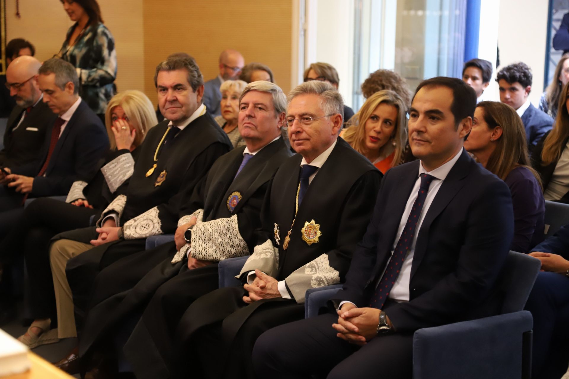 La solemne toma de posesión de José Carlos Arias como decano de los abogados de Córdoba, en imágenes