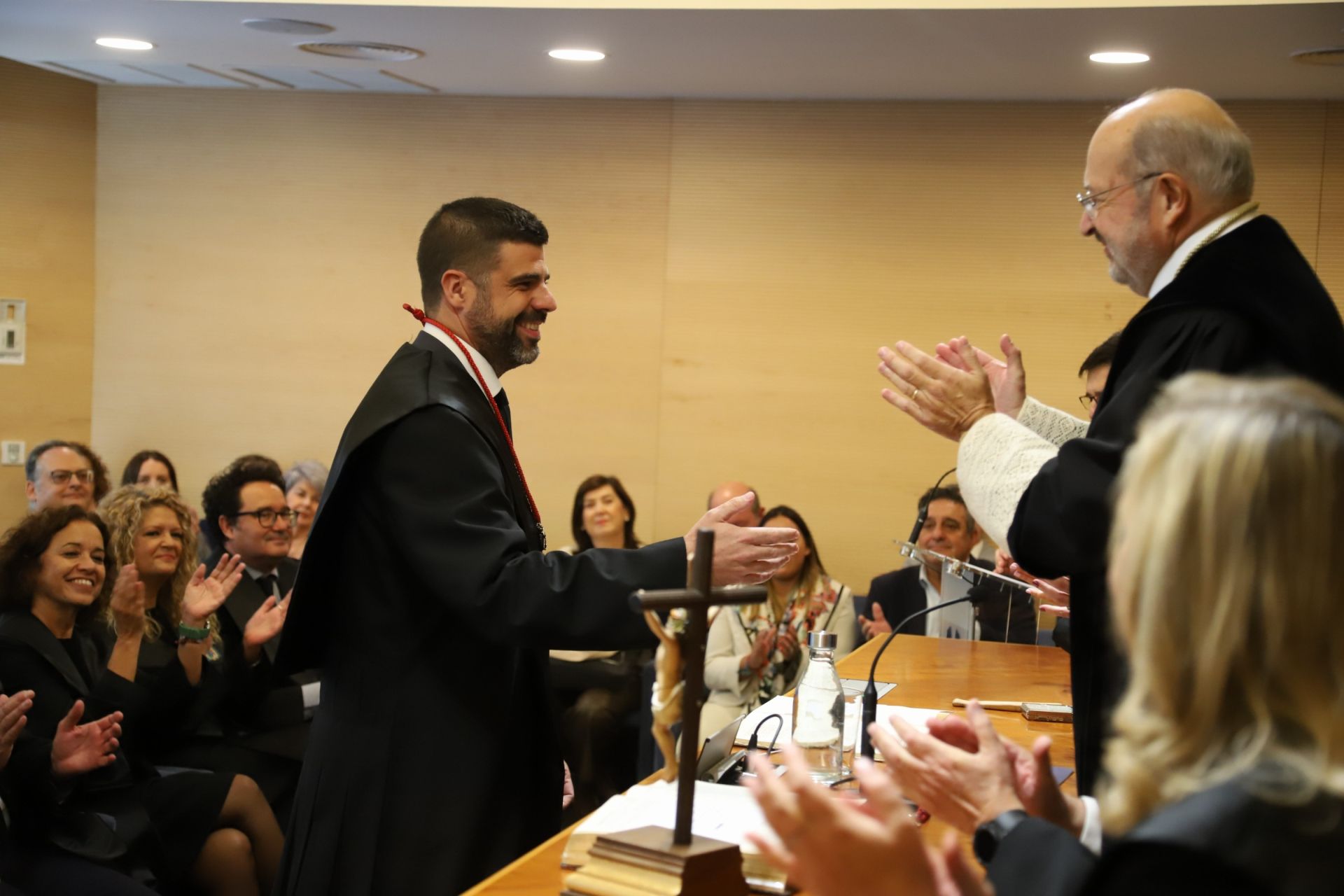 La solemne toma de posesión de José Carlos Arias como decano de los abogados de Córdoba, en imágenes