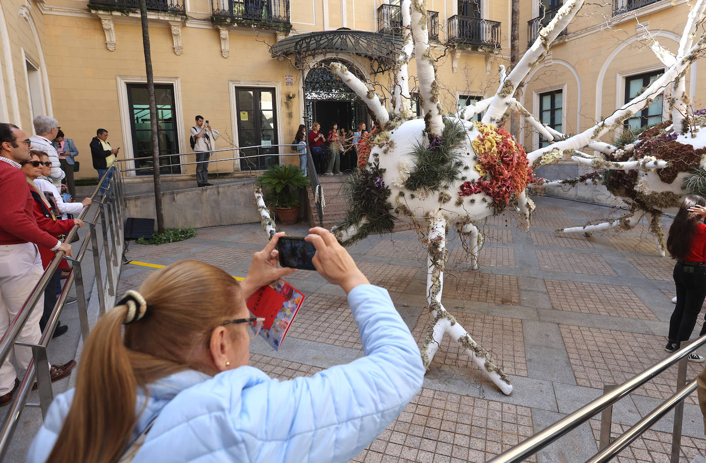 El incomparable espectáculo sensorial del Festival Flora de Córdoba, en imágenes